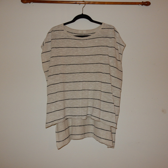 Eileen Fisher Tops - Eileen Fisher Flowy Top
